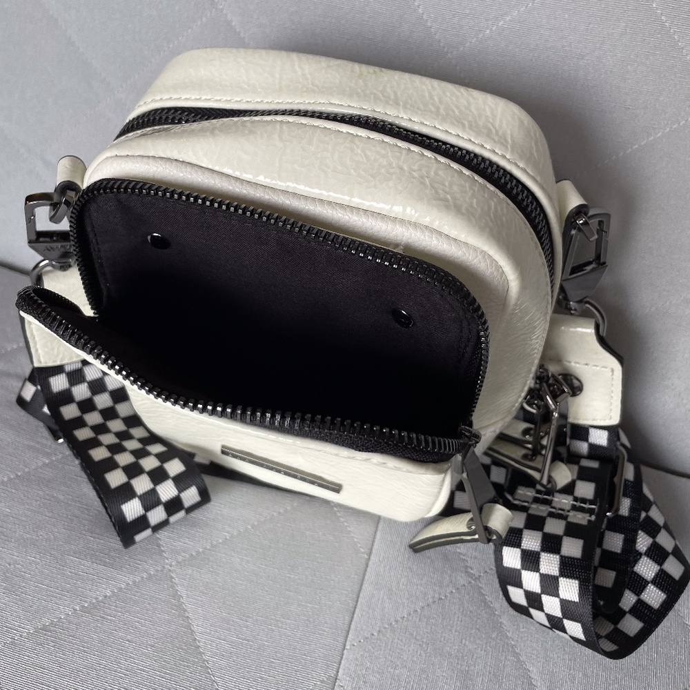 Quay Australia Crossbody Camera Bag - White - Black and White Checkered Strap - Picture 14 of 16